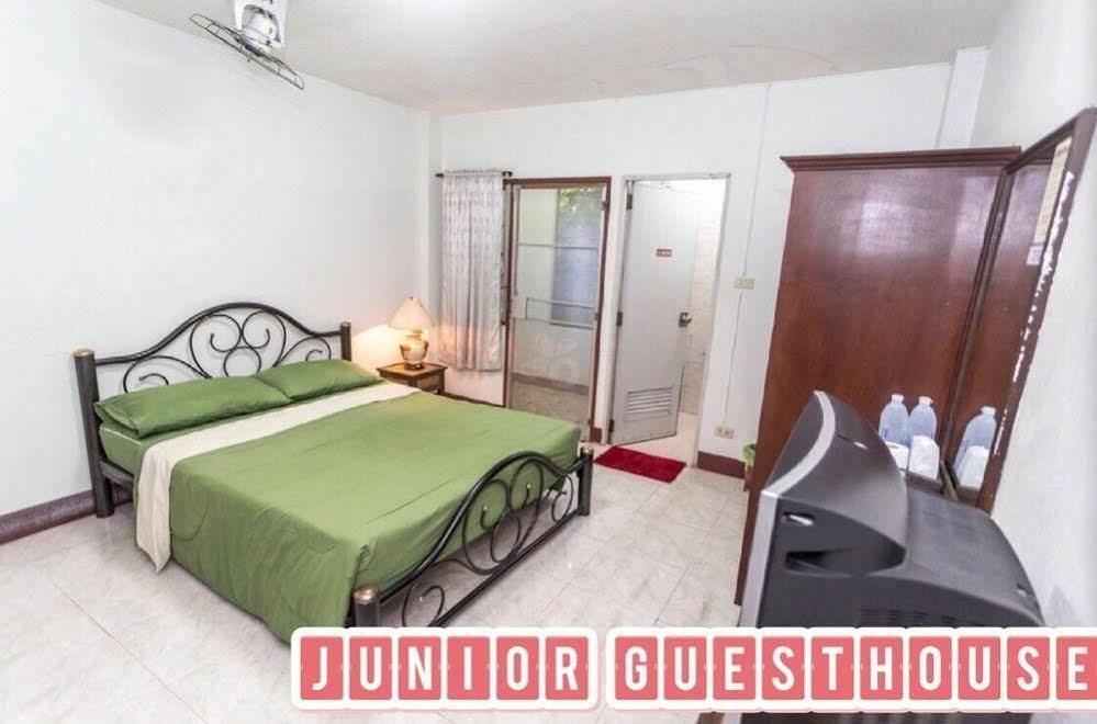 Junior House Pansiyon Chiang Mai Dış mekan fotoğraf